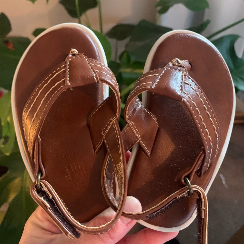 FREE with purchase Gap Baby Sandals Toddler 5